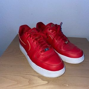 Nike Air Force 1